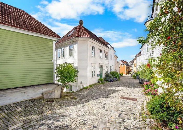 Апартаменти Charm - Right In The Center!